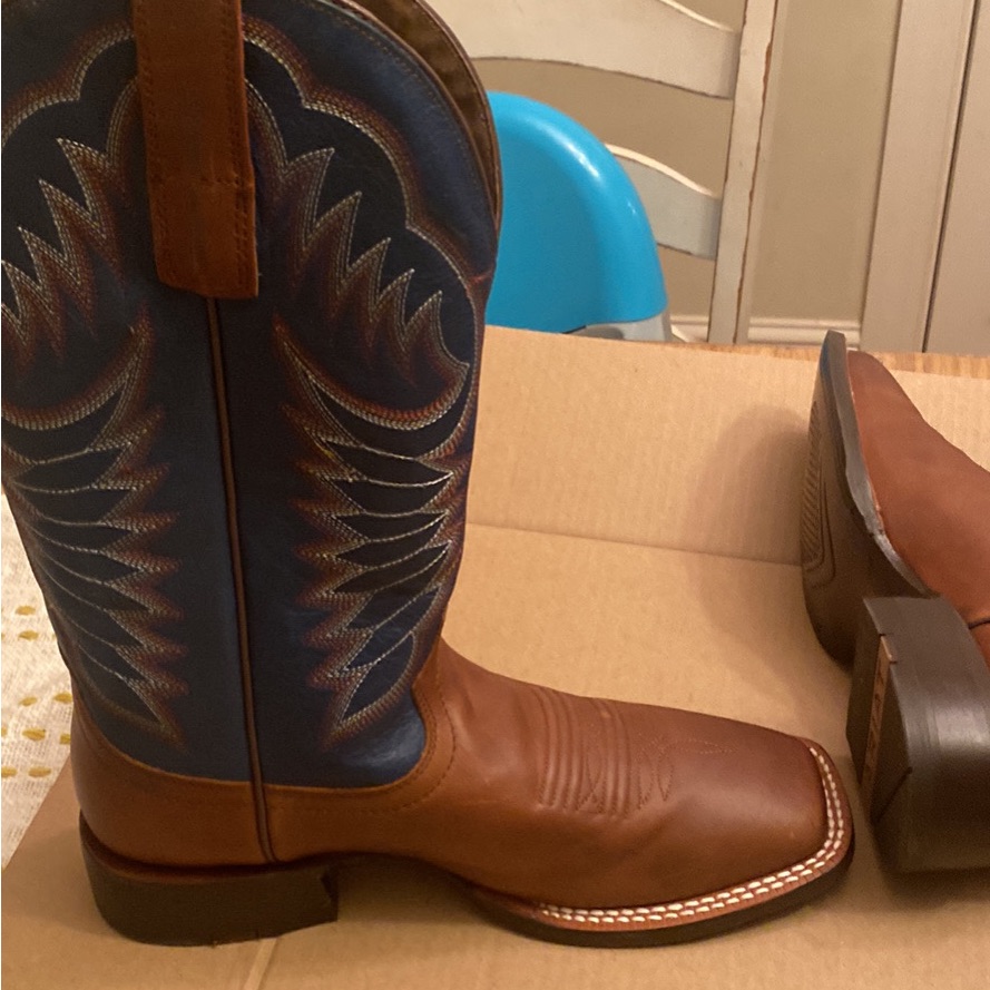 Brand New Arias Cowboy Boots